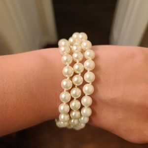 Premier Designs Faux Pearl Bracelet